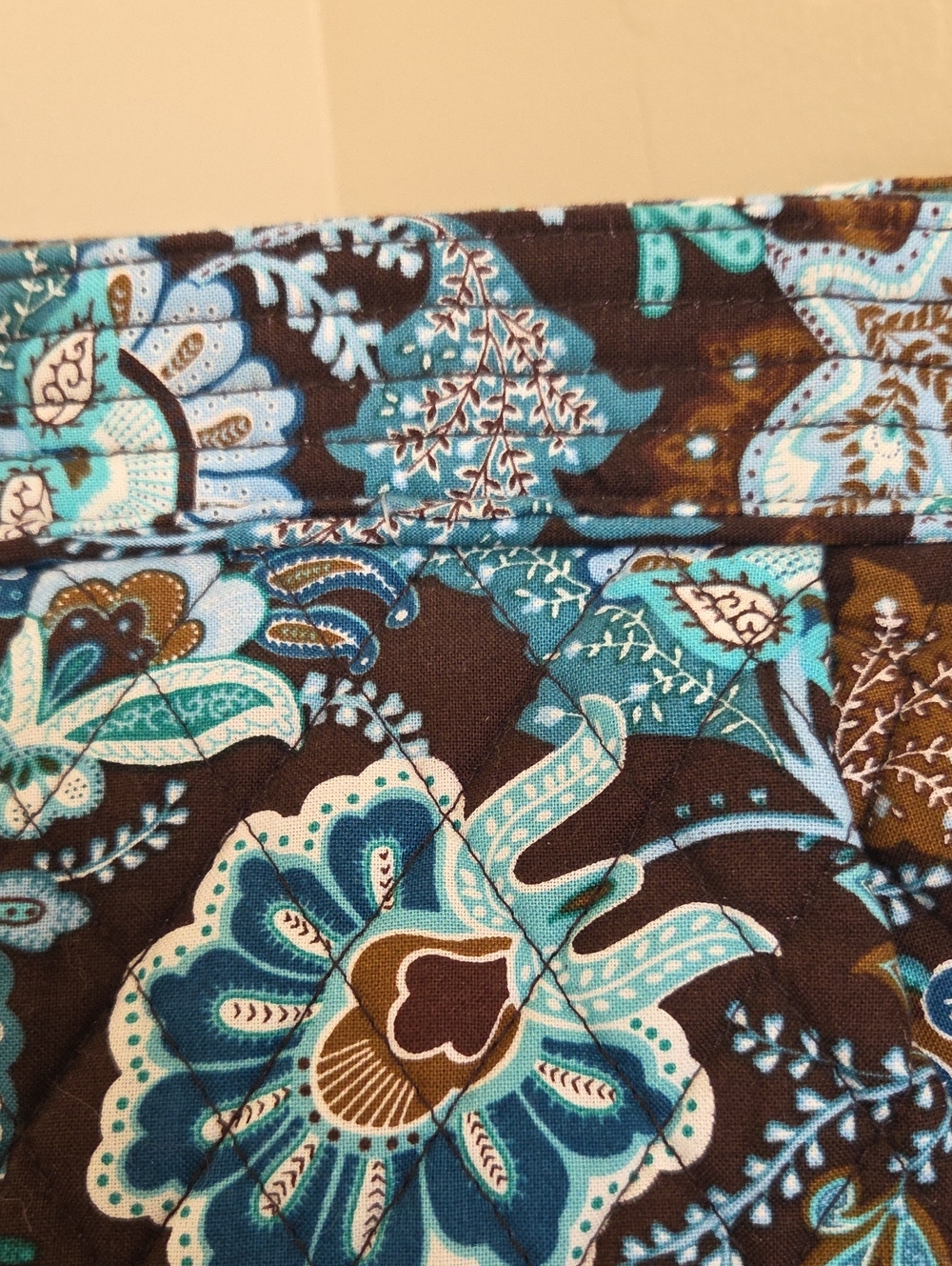 Vera Bradley Retired Blue Paisley Quilted Shoulder Bag - Picture 4 of 14